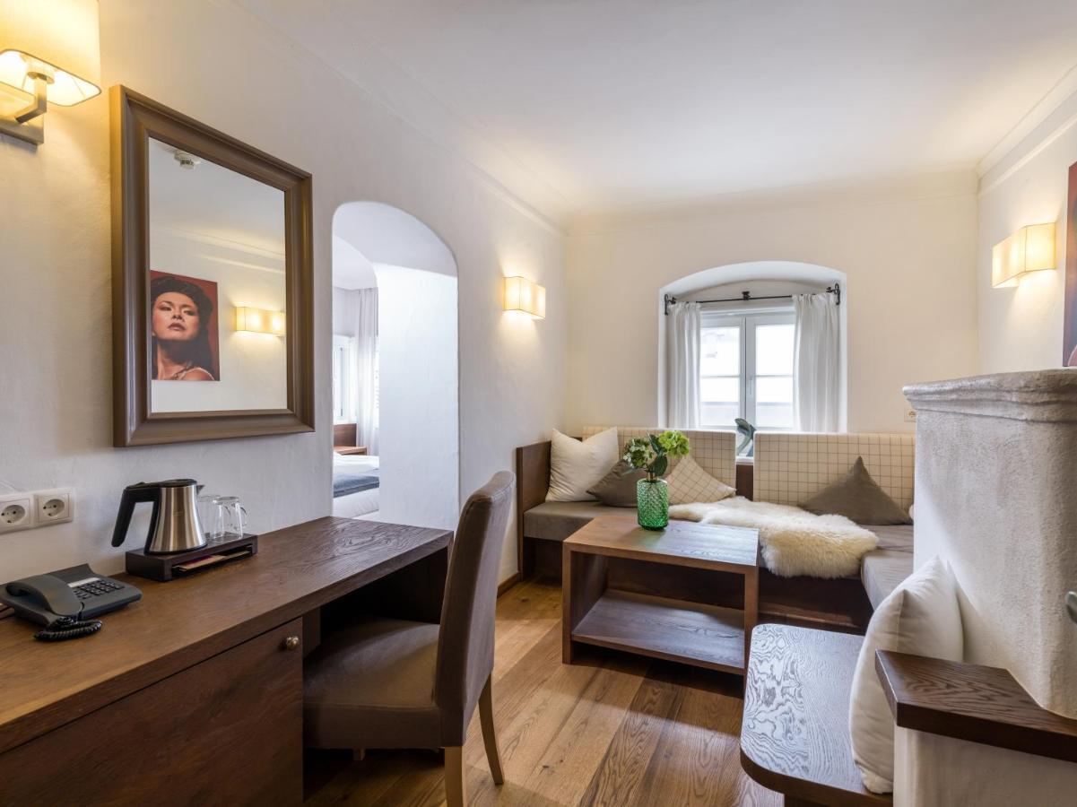Junior Suite,1089709918:JPEG