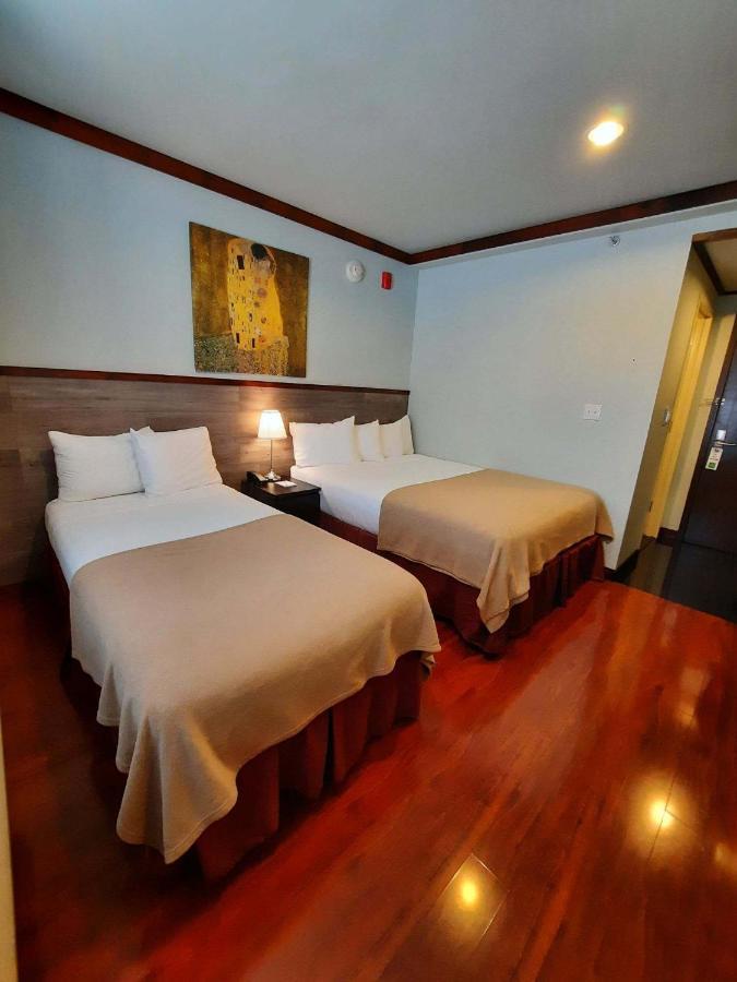 Deluxe Family Suite,1129058763:JPEG