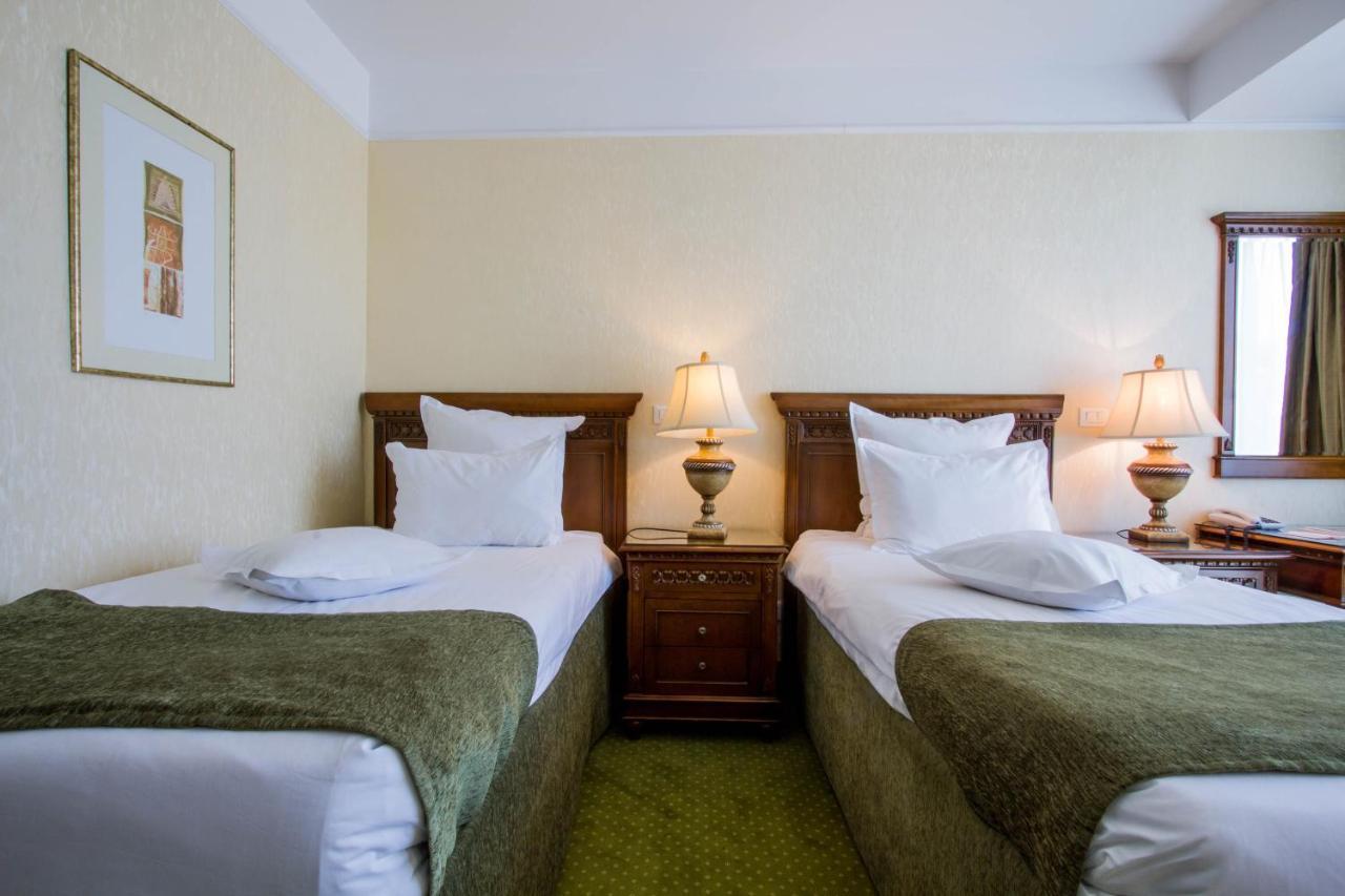 Zweibettzimmer mit 2 Einzelbetten - Nichtraucher
