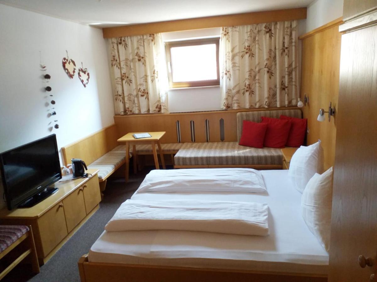 Doppel-/Zweibettzimmer - Dachgeschoss