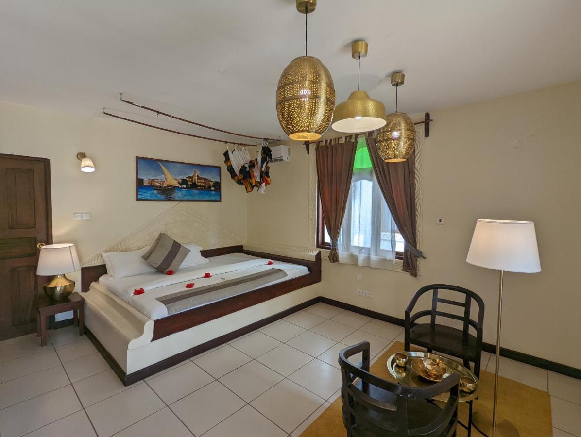 Superior Zimmer mit Kingsize-Bett, Balkon und Meerblick