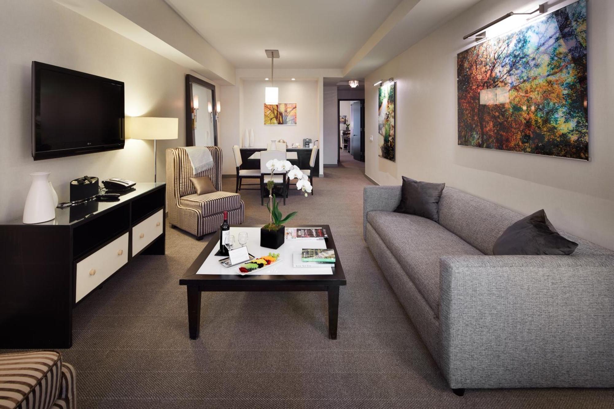 Manhattan Suite