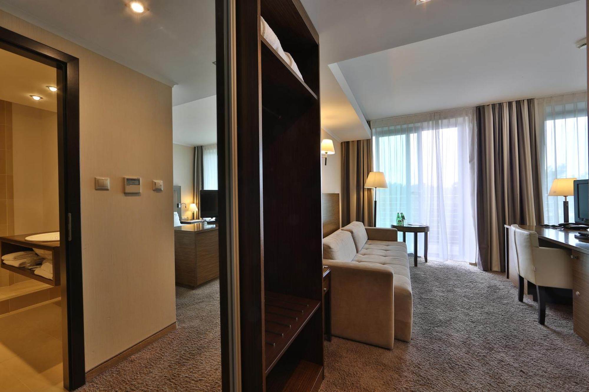 Standard Double Room,1386276977:JPEG