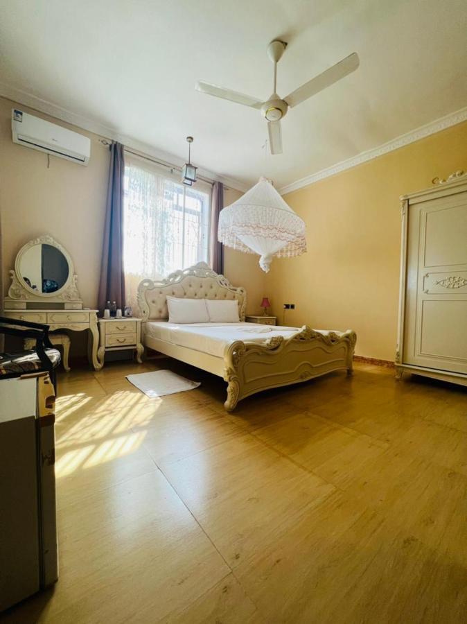 Deluxe Zimmer mit Kingsize-Bett