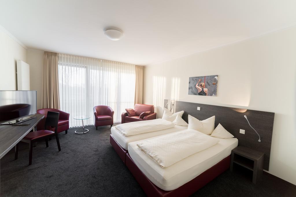 Large Double Room,1004346972:JPEG