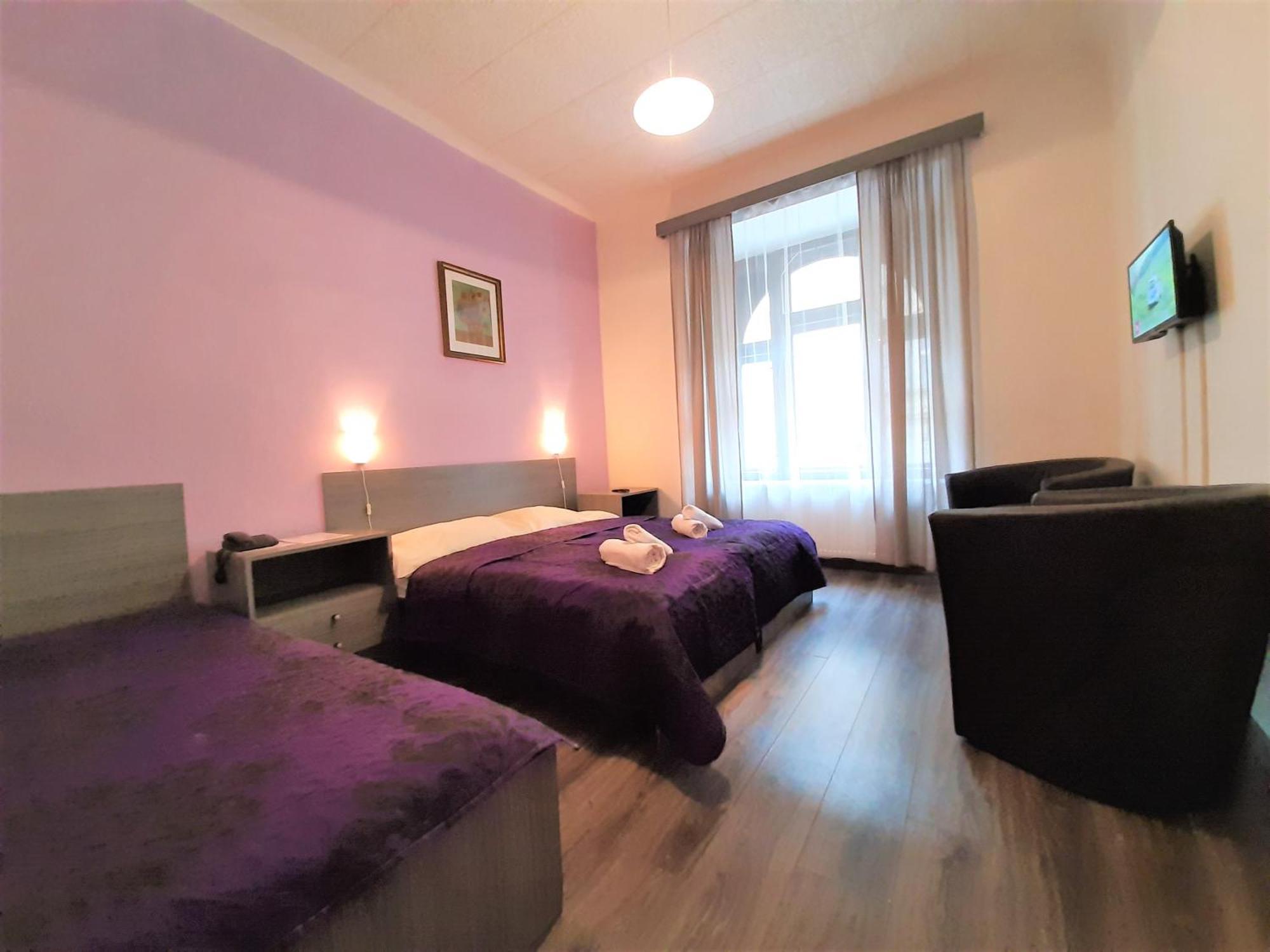 Triple Room,1274671630:JPEG