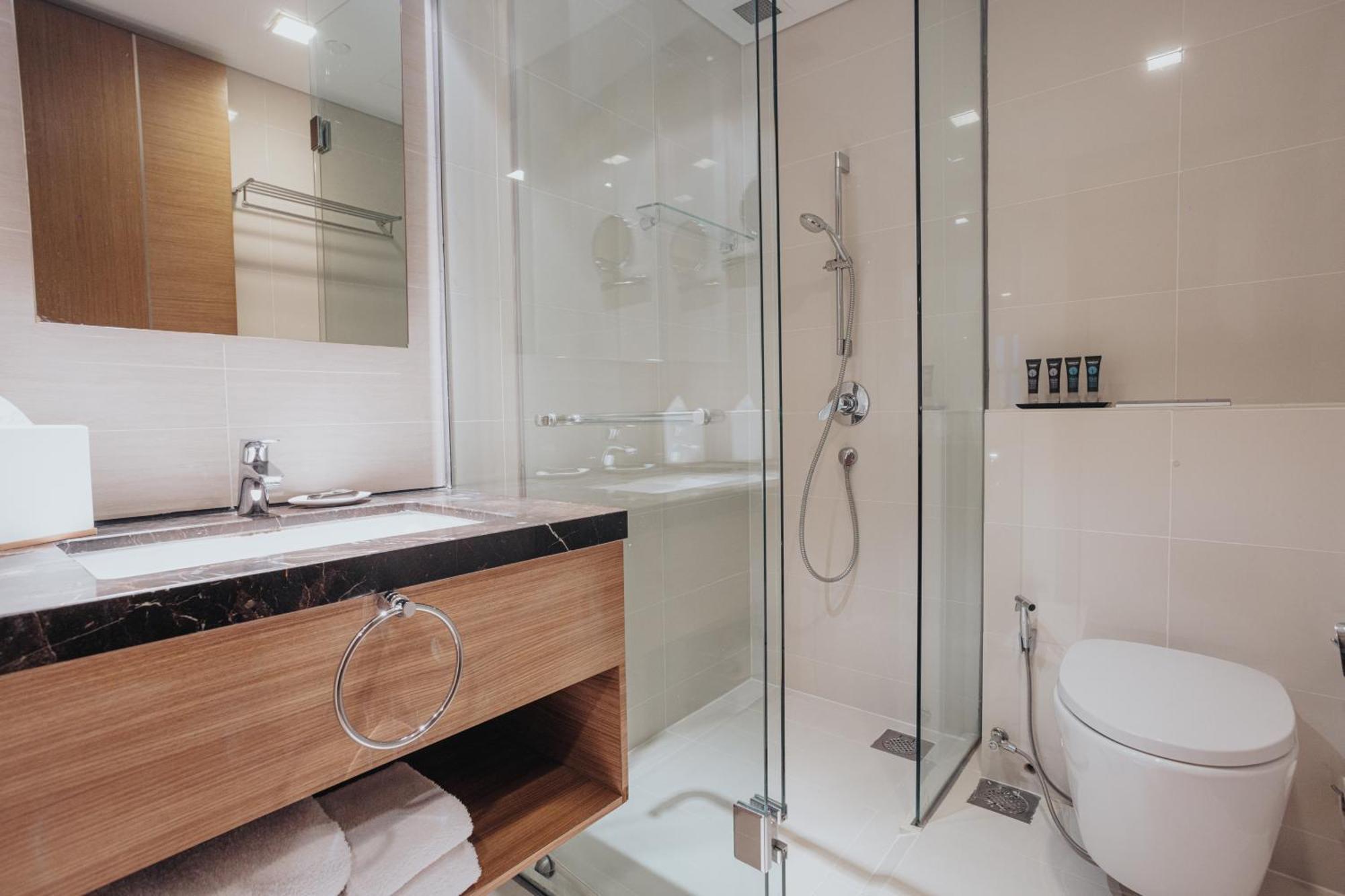 Three Bedroom Apartment,1251562735:JPEG