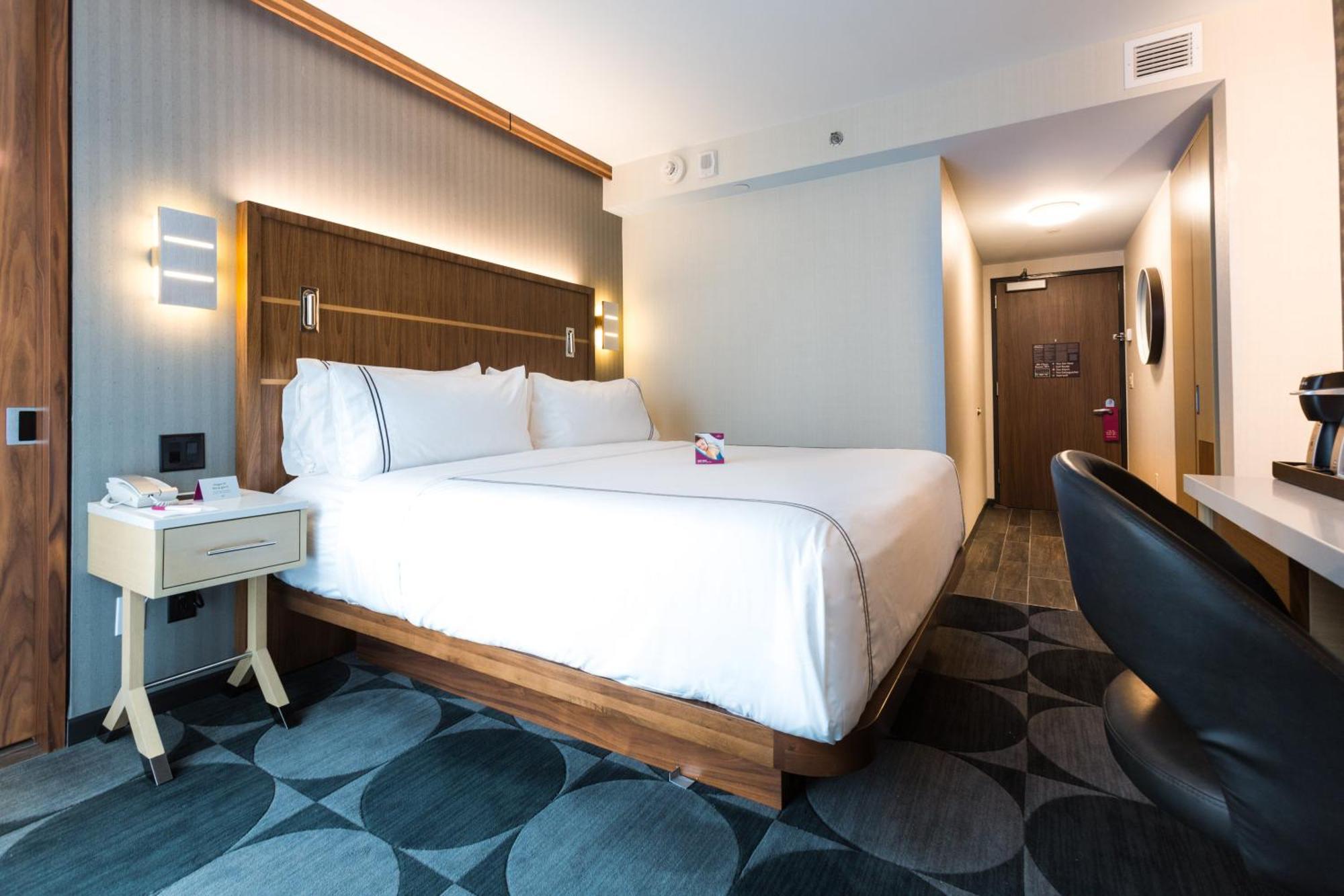 Standard Zimmer mit Kingsize-Bett