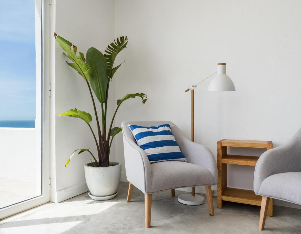 Studio Apartment with Sea View,1290525094:JPEG