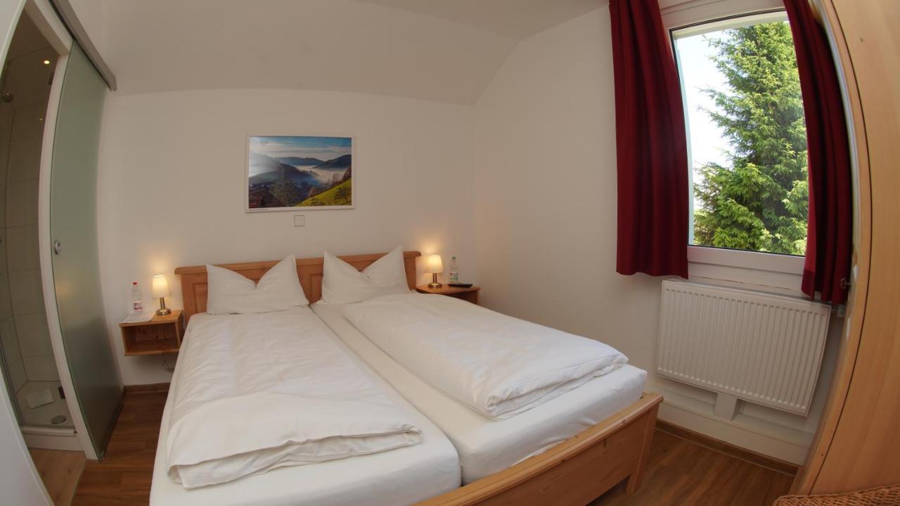 Double Room,1290594229:JPEG