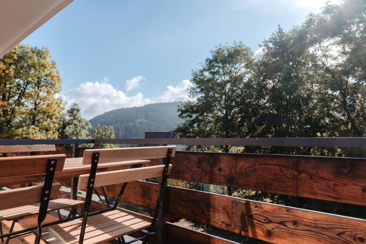 Two-Bedroom Apartment with Balcony,1297311586:JPEG