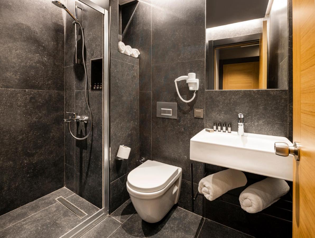 Deluxe Single Room,1334213183:JPEG