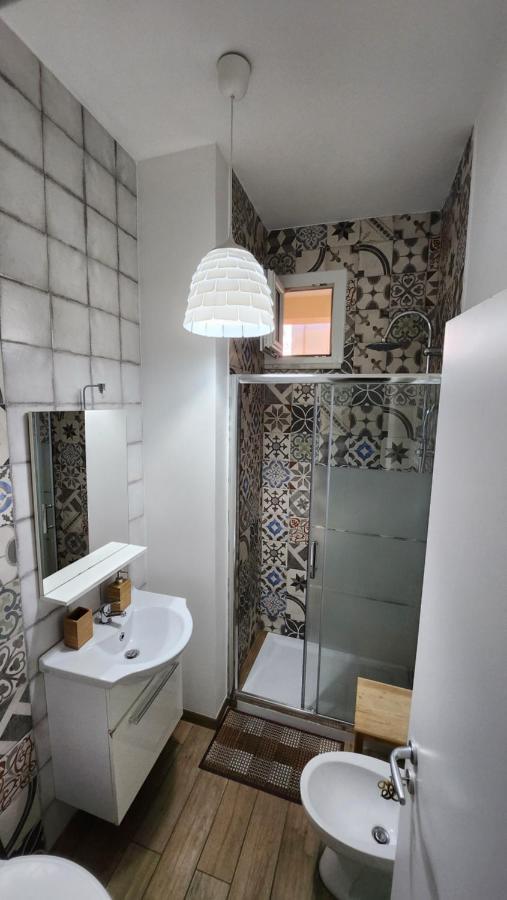 Double Room Private External Bathroom,1315049254:JPEG