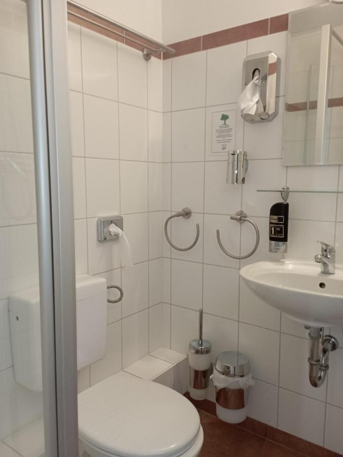 Triple Room,1498482757:JPEG