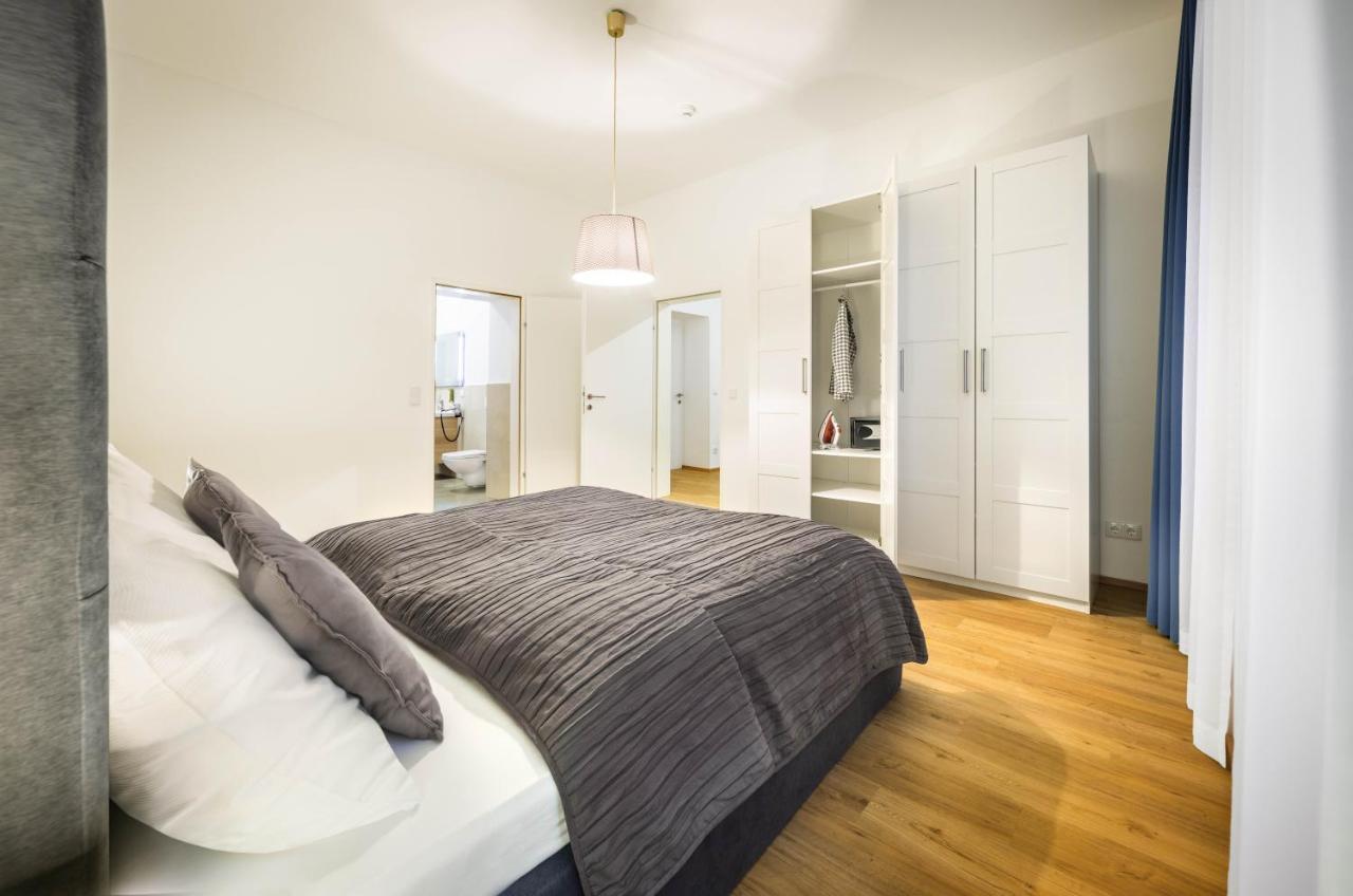 1-Bedroom Suite