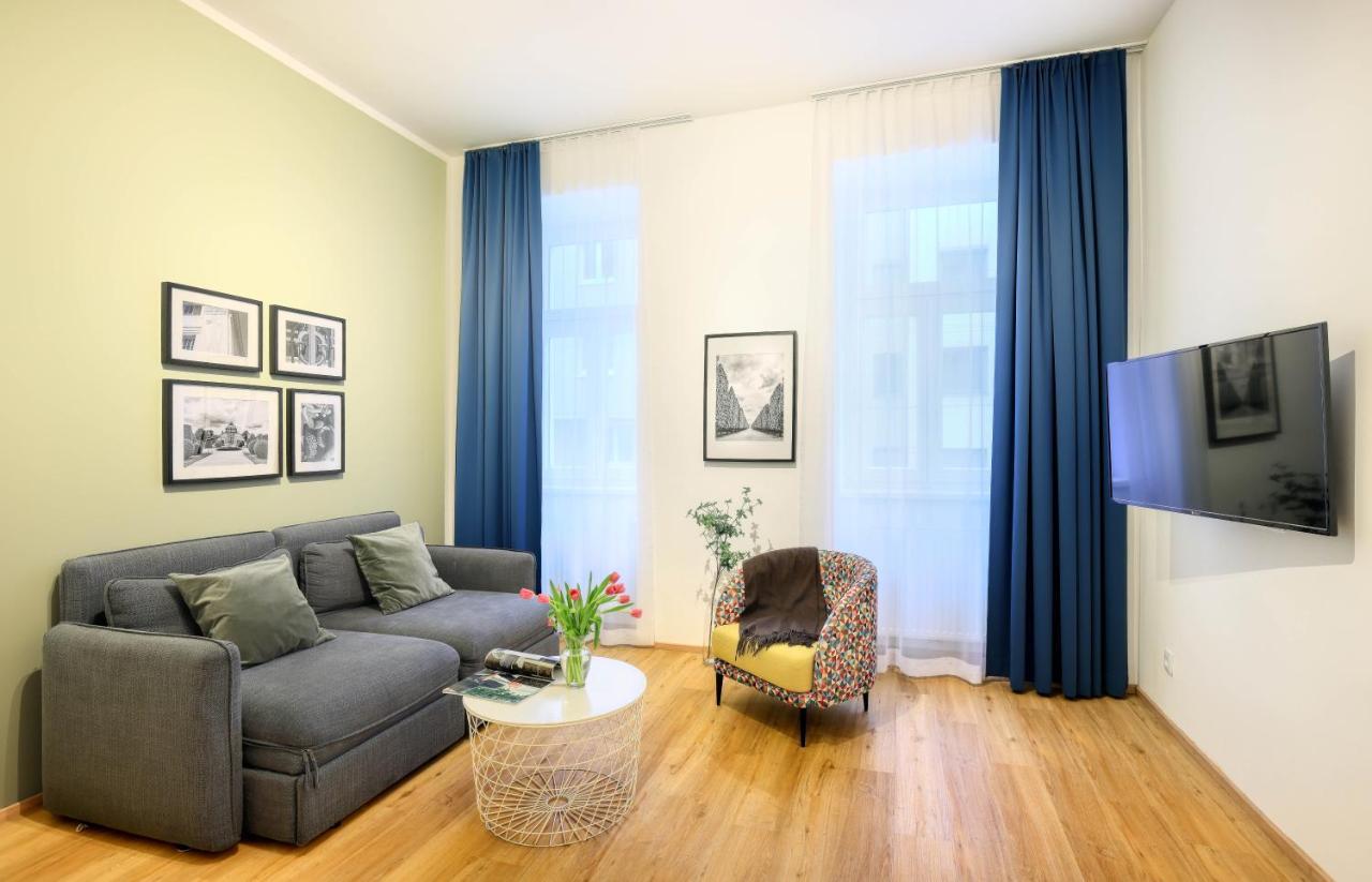 1-Bedroom Suite