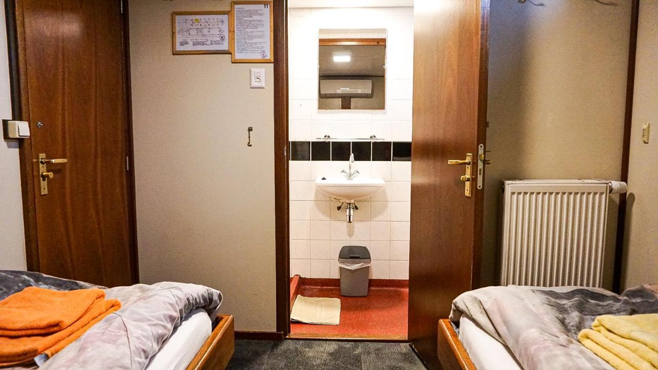 Zweibettzimmer