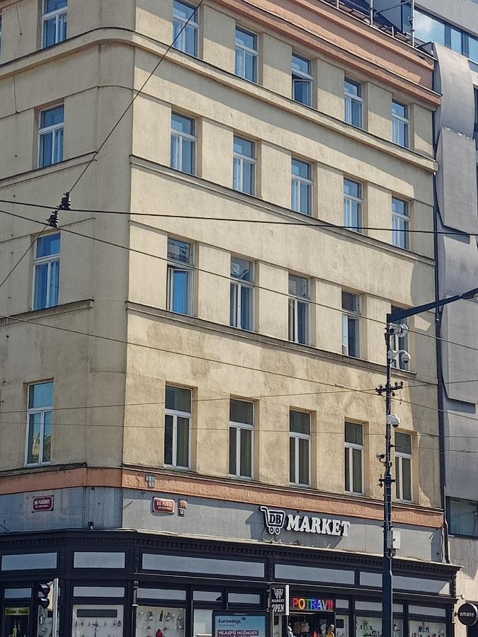 Three-Bedroom Apartment,1466270912:JPEG