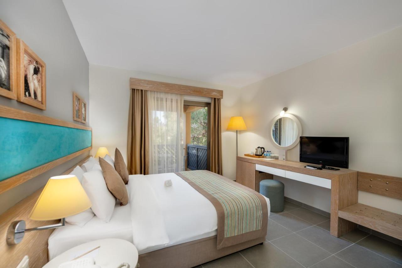 Standard Double Room with Garden View,1524403696:JPEG