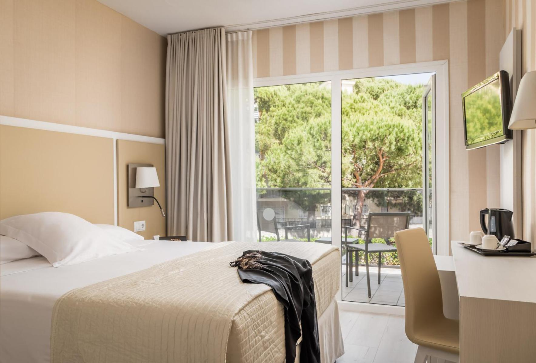 Standard Double or Twin Room Extra Bed,1599640628:JPEG