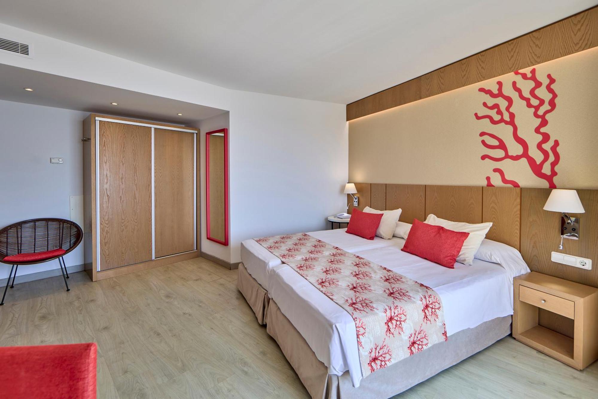Superior Room with Frontal Sea Views,1610229231:JPEG