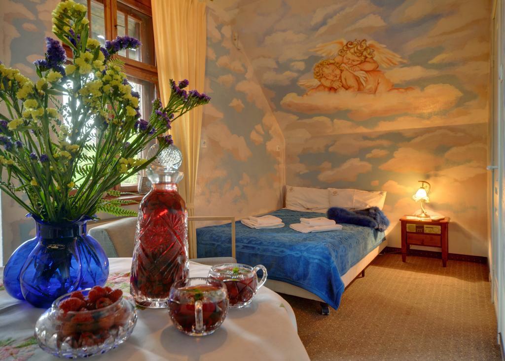 Double Room,1378895903:JPEG