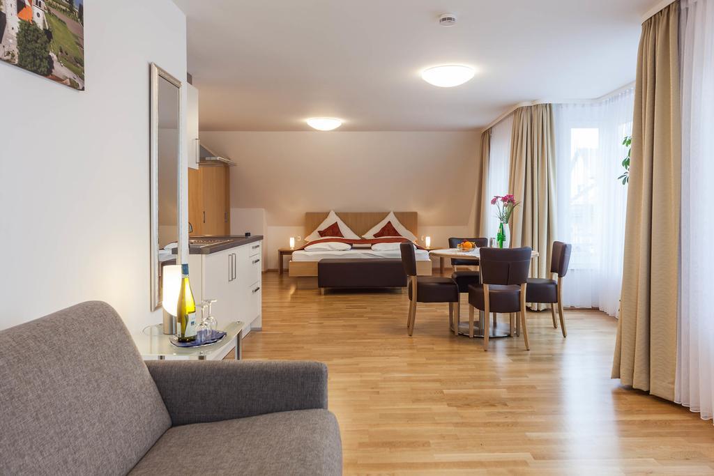 Large Comfort Double Room,186232632:JPEG