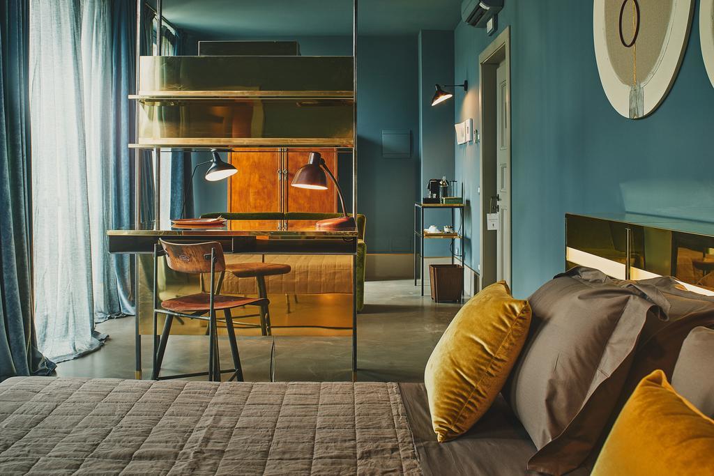 Deluxe Suite,168549738:JPEG