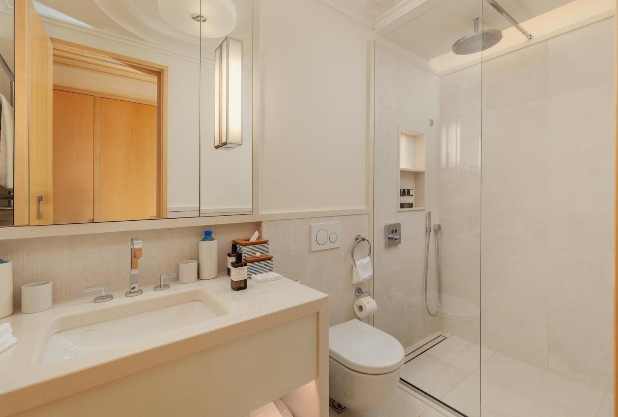 Classic King Room,1643777264:JPEG