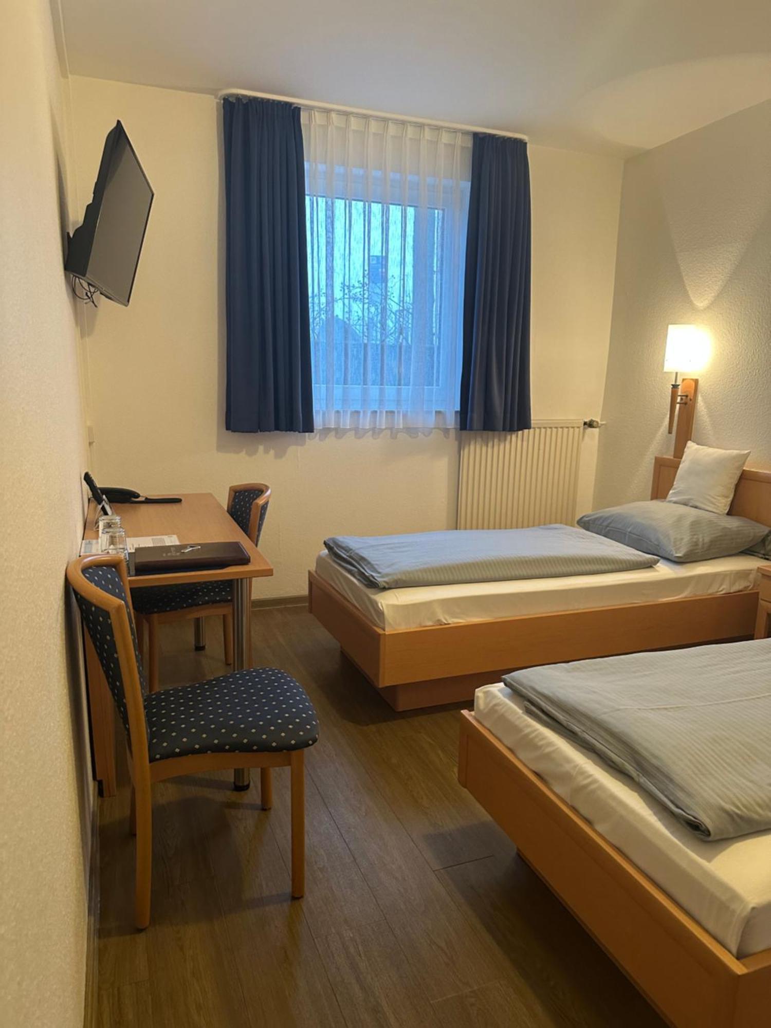 Economy Zweibettzimmer