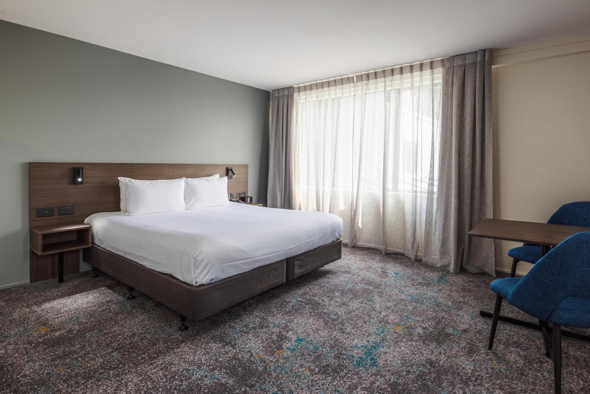 Superior Studio,1658071609:JPEG