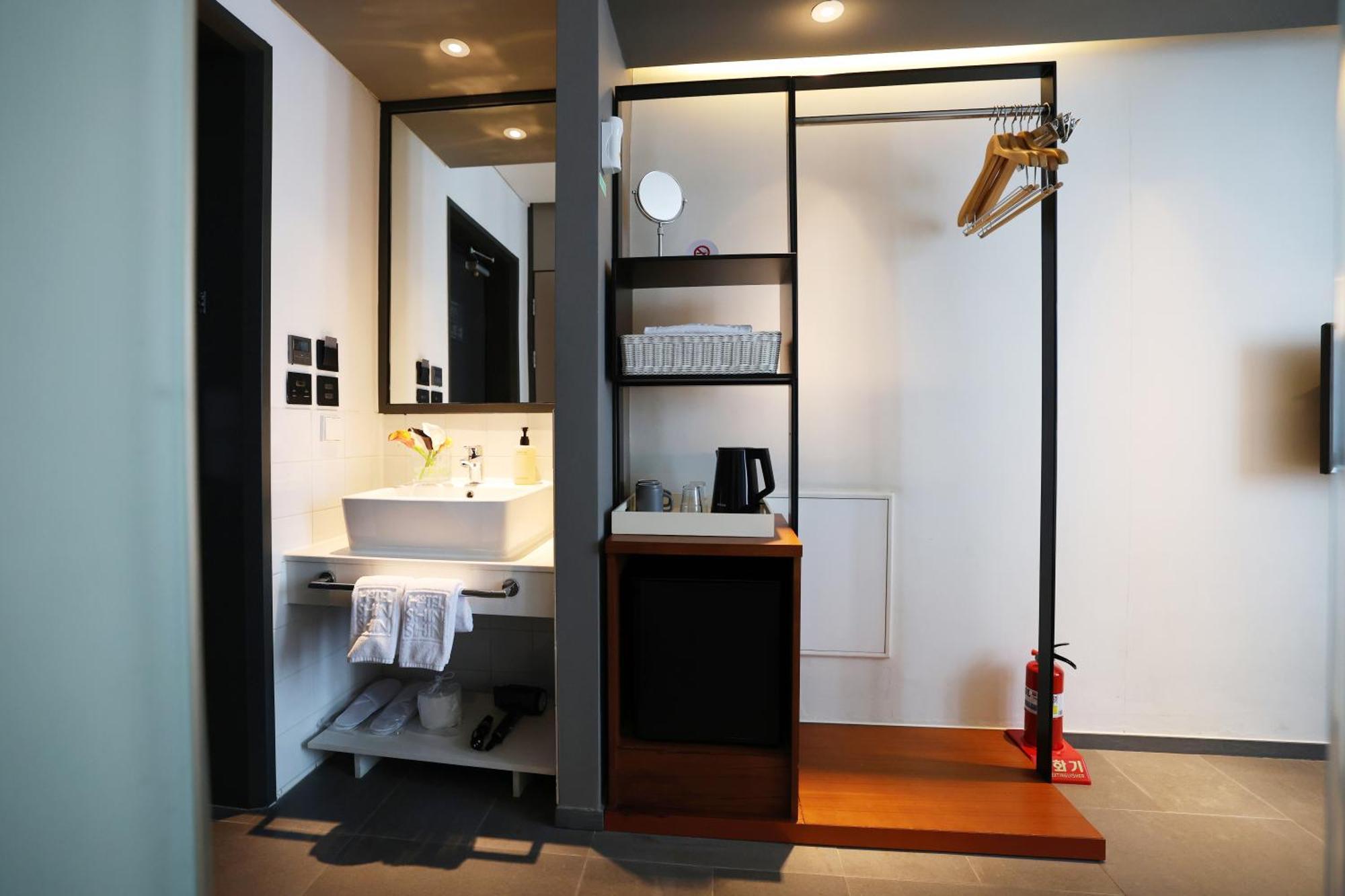 Standard Double Room,1663753292:JPEG