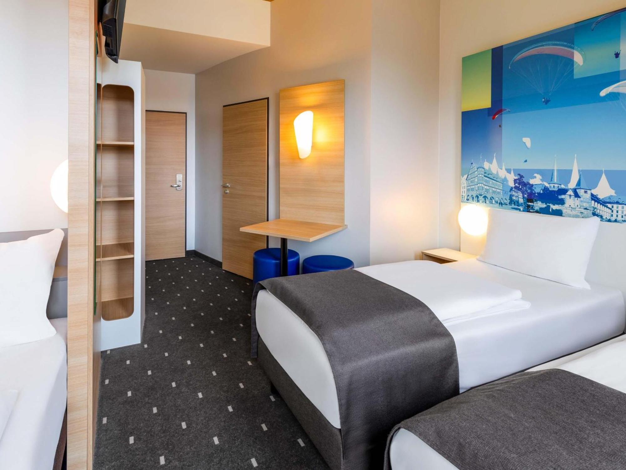 Triple Room,1706943244:JPEG