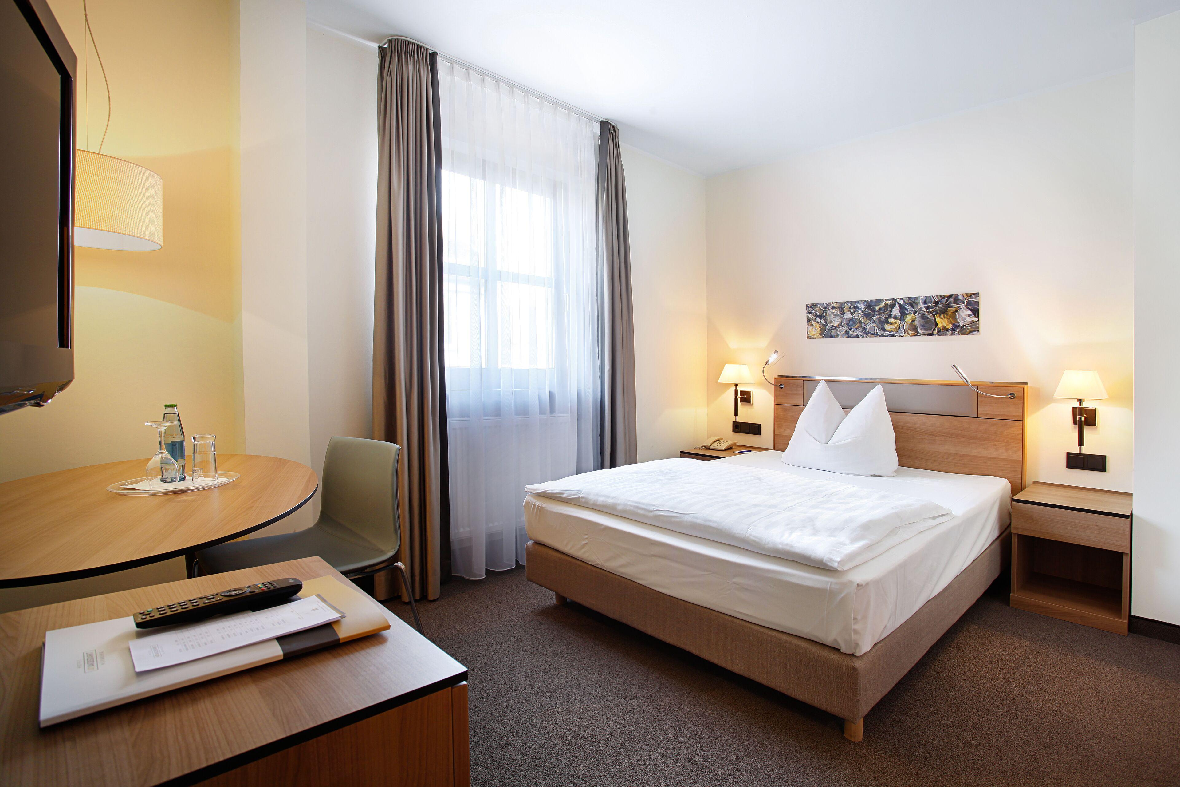 Superior Single Room,1435547305:JPEG