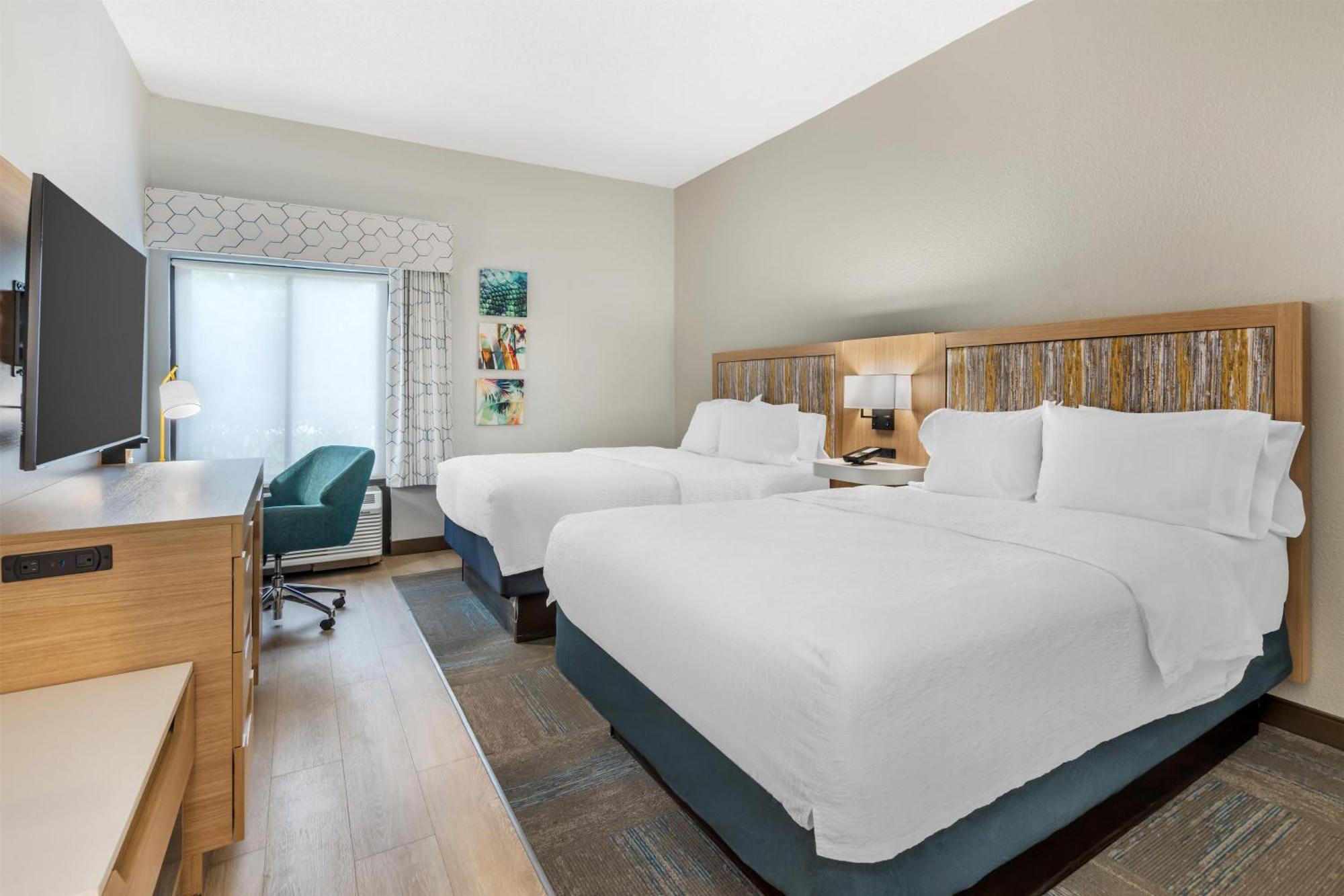 Room Two Queen Beds Non-Smoking