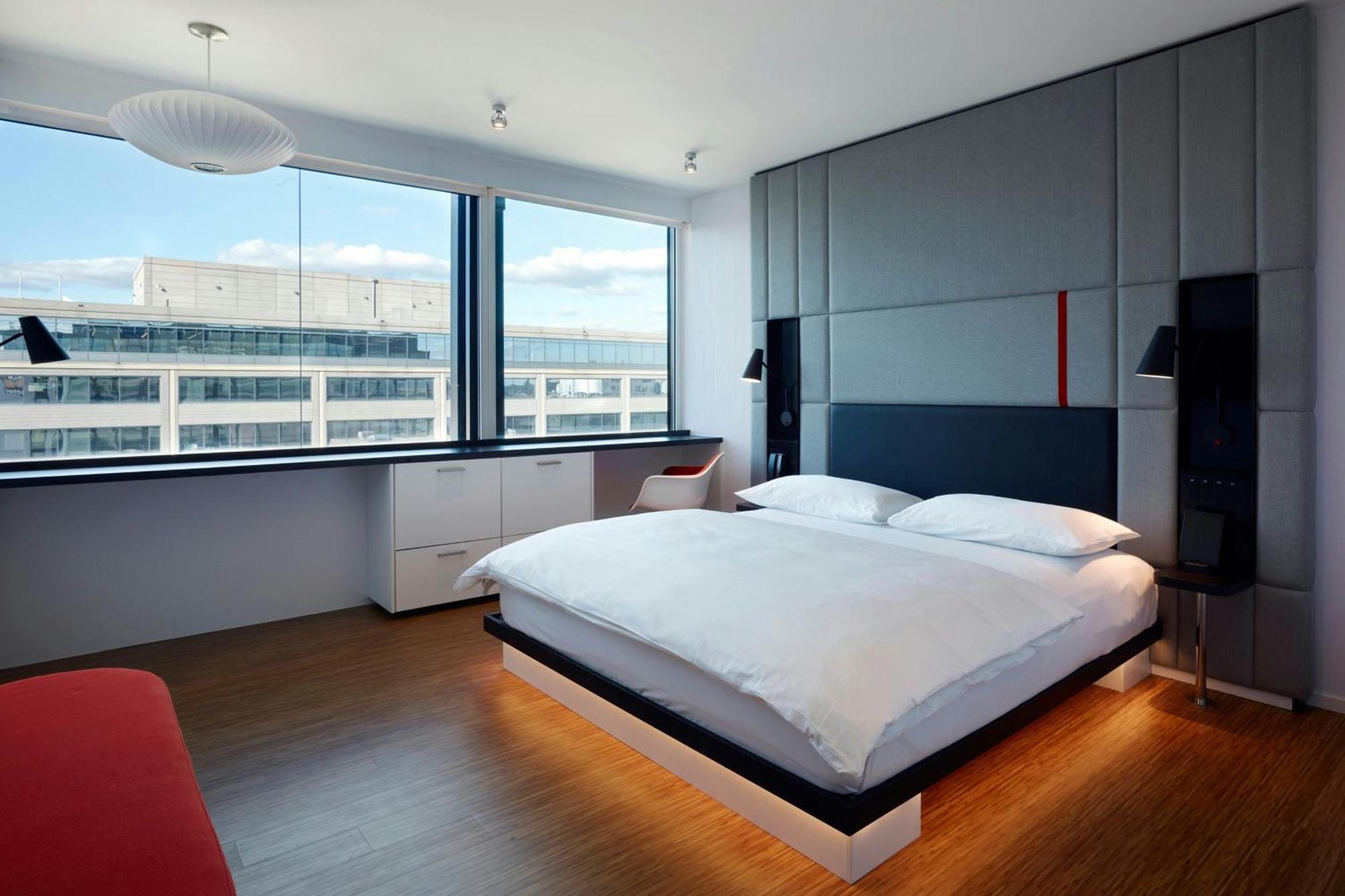 King Room - Accessible,1731640880:JPEG