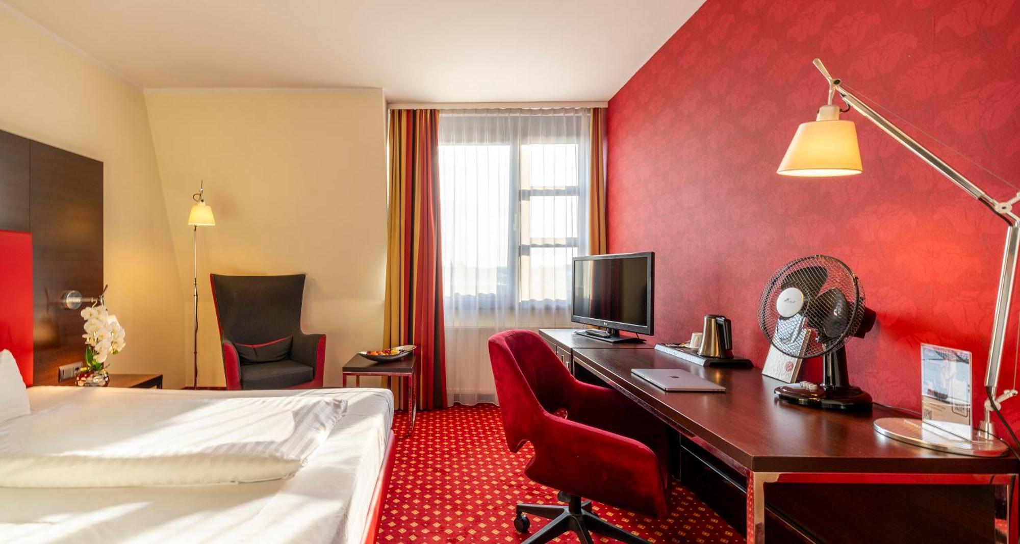 Standard Single Room,1742604533:JPEG