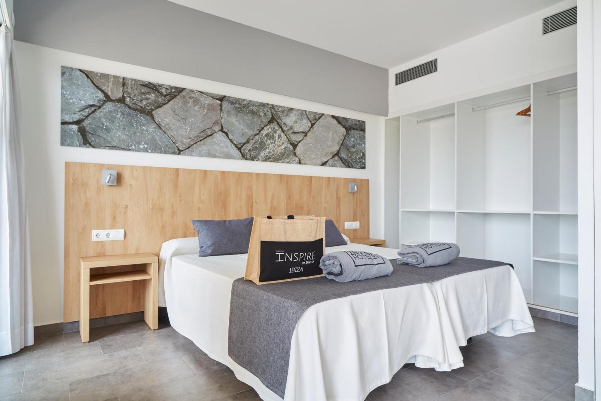 Inspire One-Bedroom Apartment