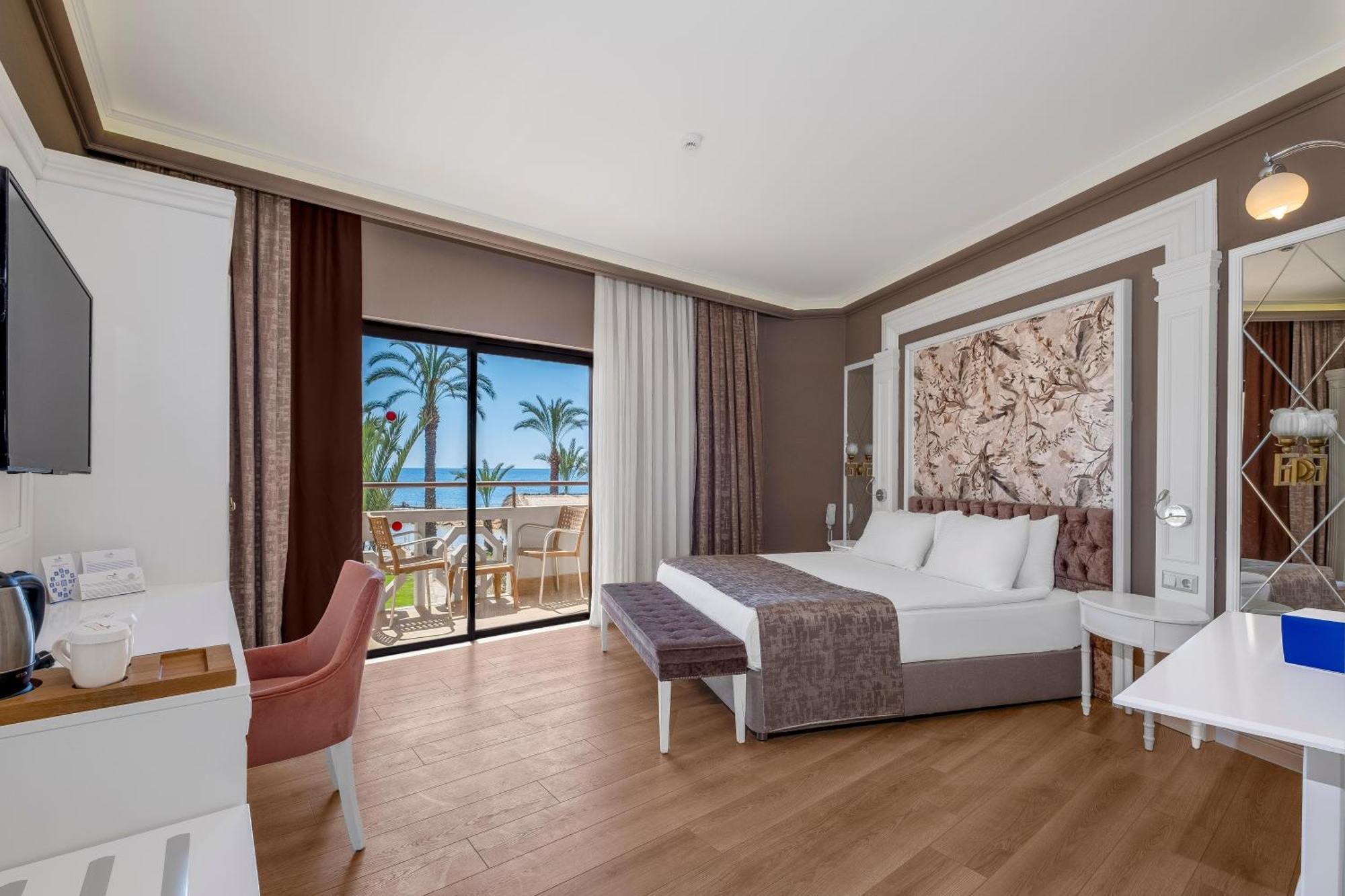 Doppelzimmer mit Balkon (3 Erwachsene)