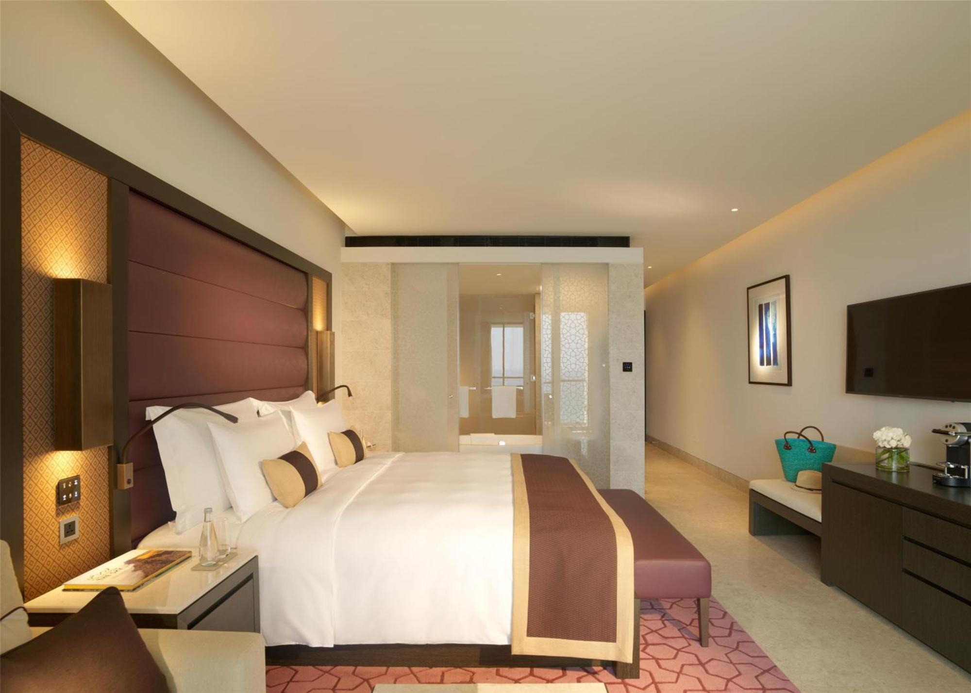 Superior Zimmer mit Kingsize-Bett