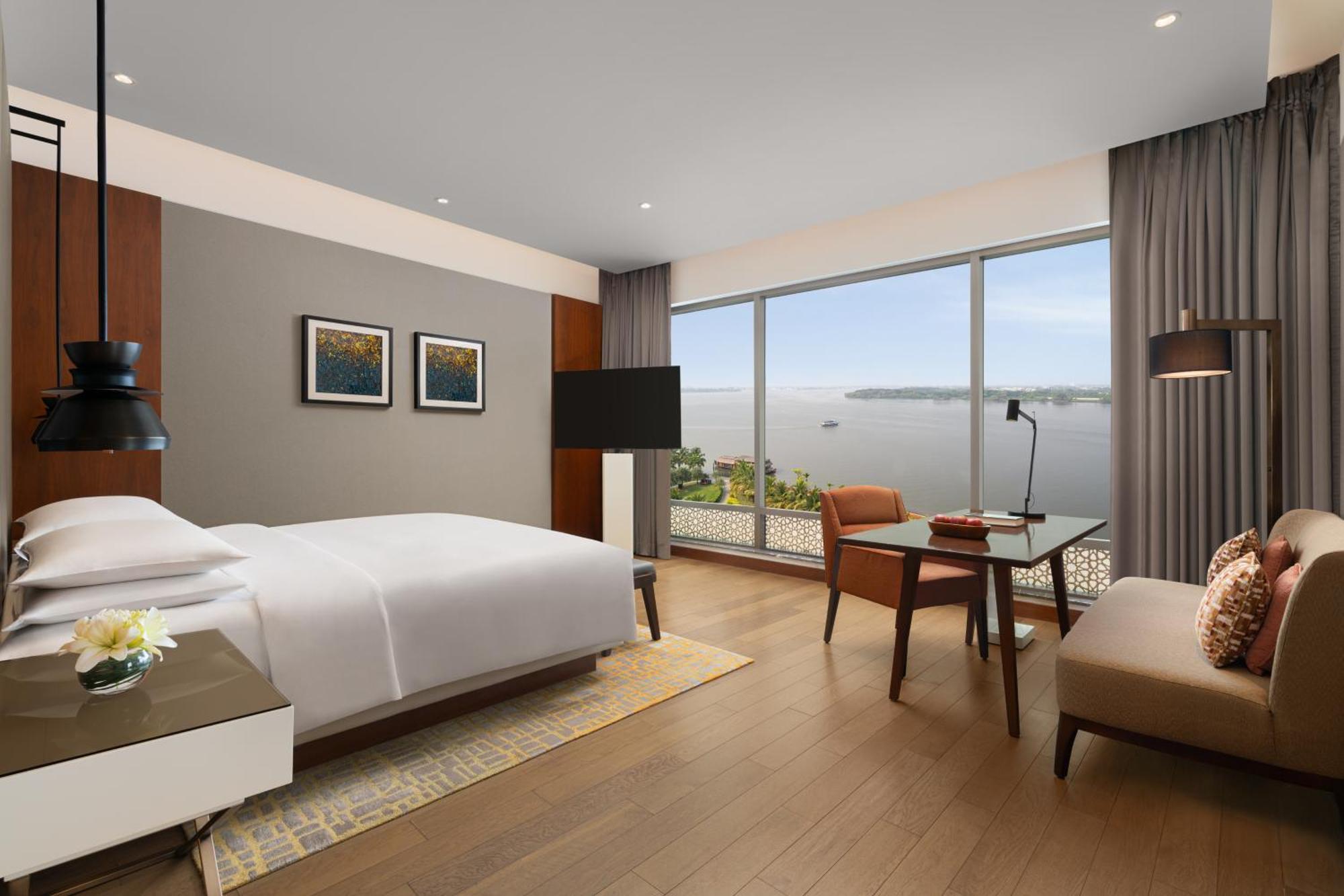 King Room Backwater View,1773970917:JPEG
