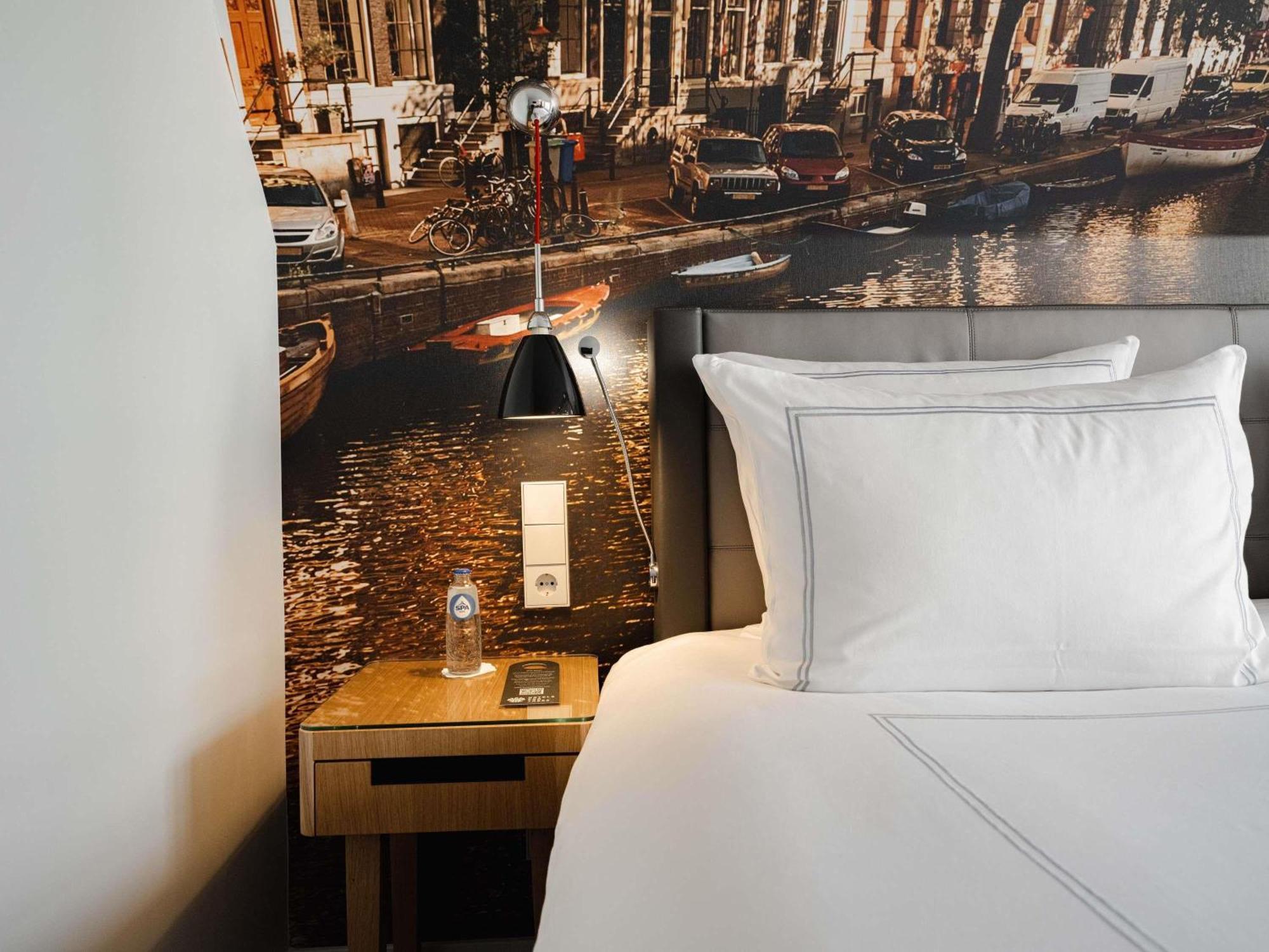 Double Room Select