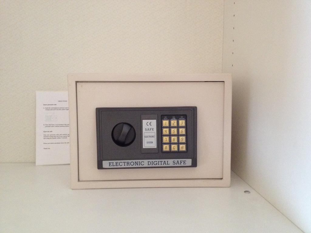 Twin Room with Private Internal Bathroom,267330025:JPEG