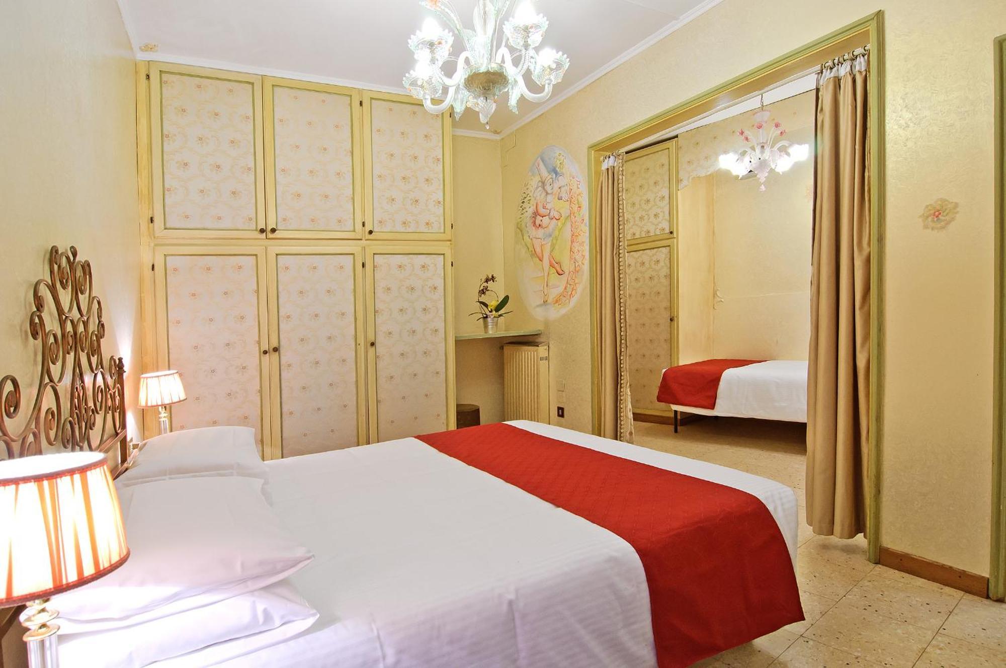 Dreibettzimmer