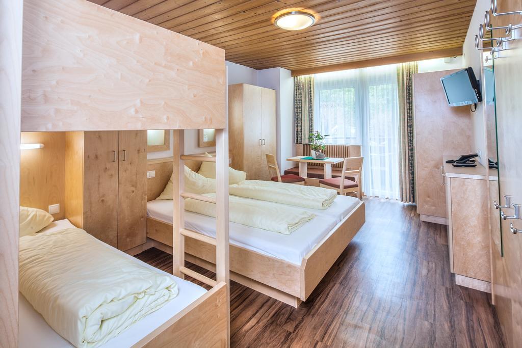 Quadruple Room,1583076943:JPEG