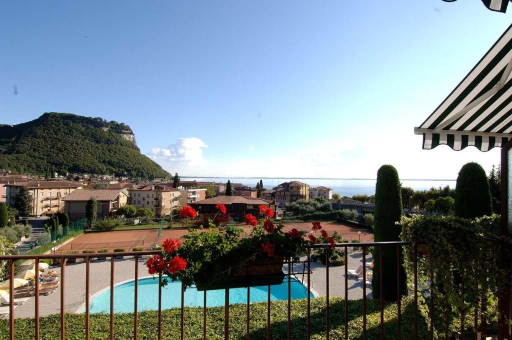 Superior Double or Twin Room with Lake View,1121642244:JPEG