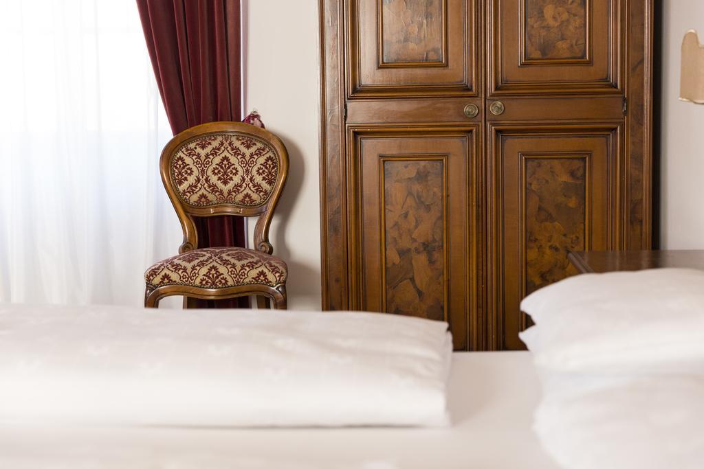 Elegance Double Room,682977621:JPEG