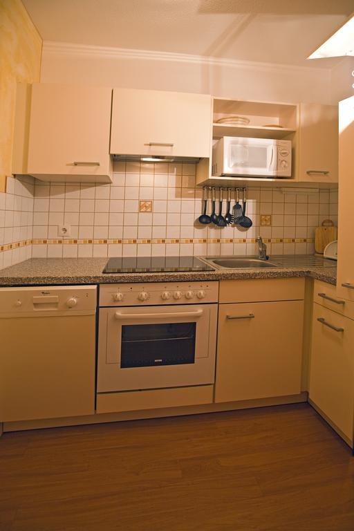 Apartment with Terrace - Souterrain,440906829:JPEG