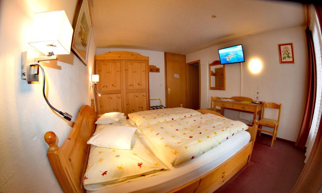 Double Room with Balcony,750484019:JPEG