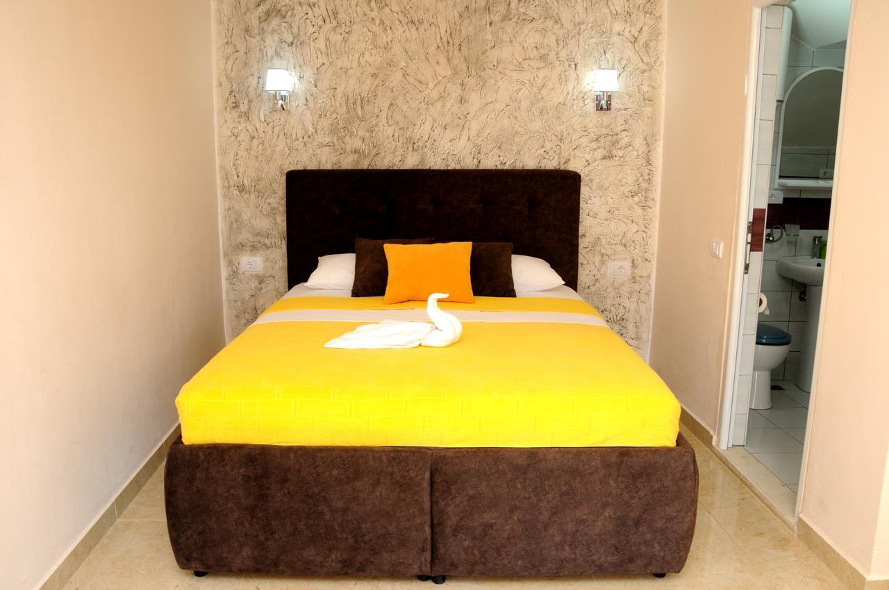 Double Room,525564330:JPEG